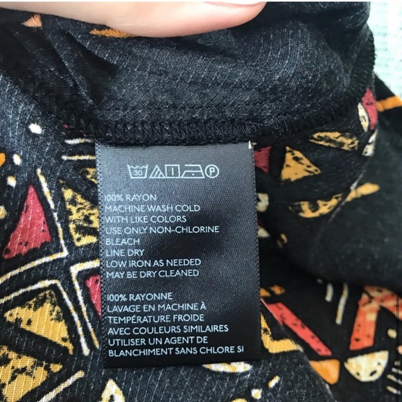 UO silence + noise black tribal lace up tank top! NWOT - Picture 3 of 12